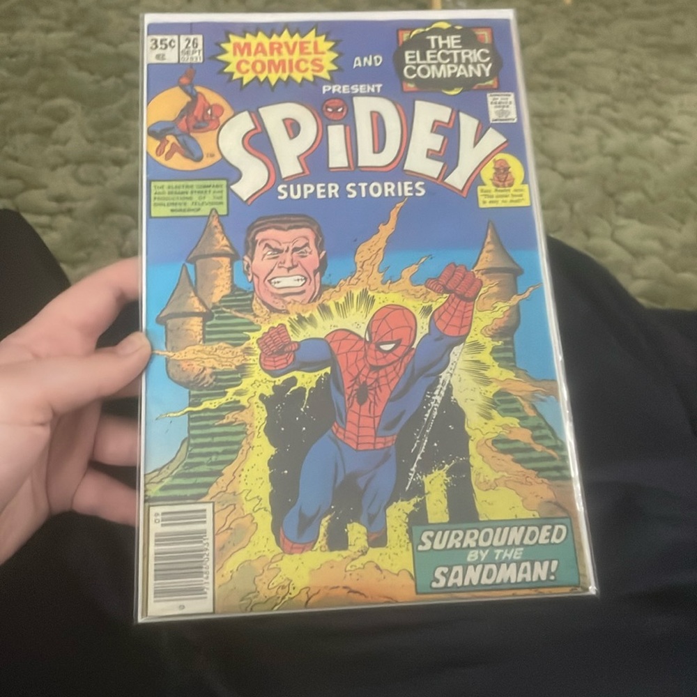 BRAND NEW NEVER OPENED~ Spidey super stories surrounded by the sandman